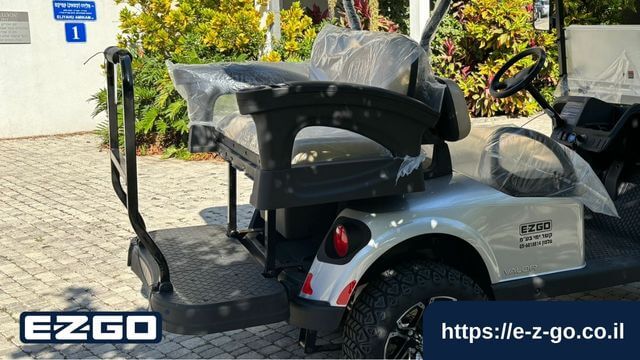 ספסל אחורי לרכב תפעולי 4 מקומות